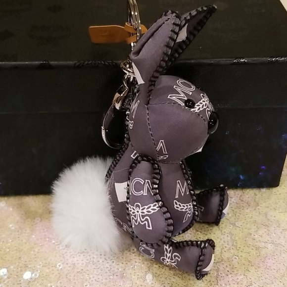 MCM Rabbit Keychain - Picture 2 of 11